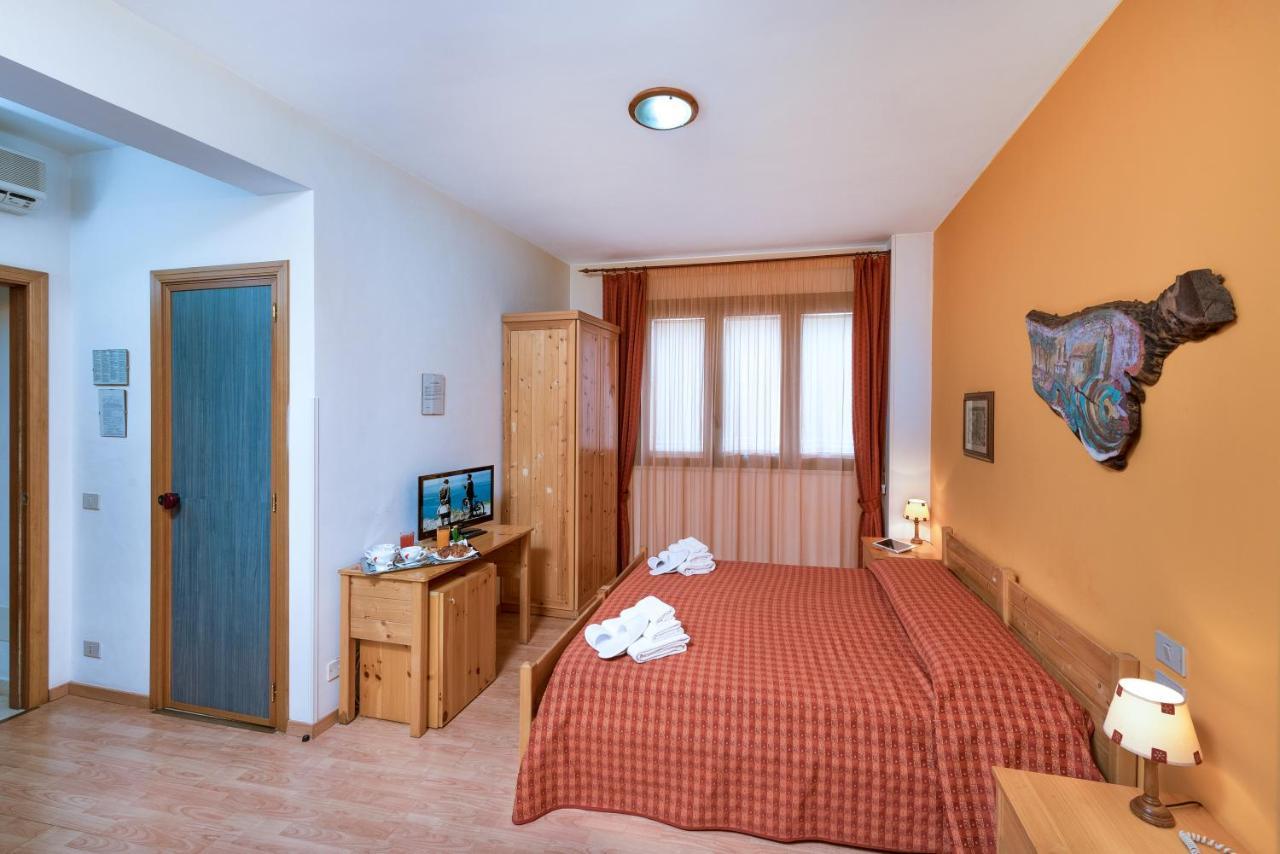 Hotel Halimeda San Vito Lo Capo Bagian luar foto